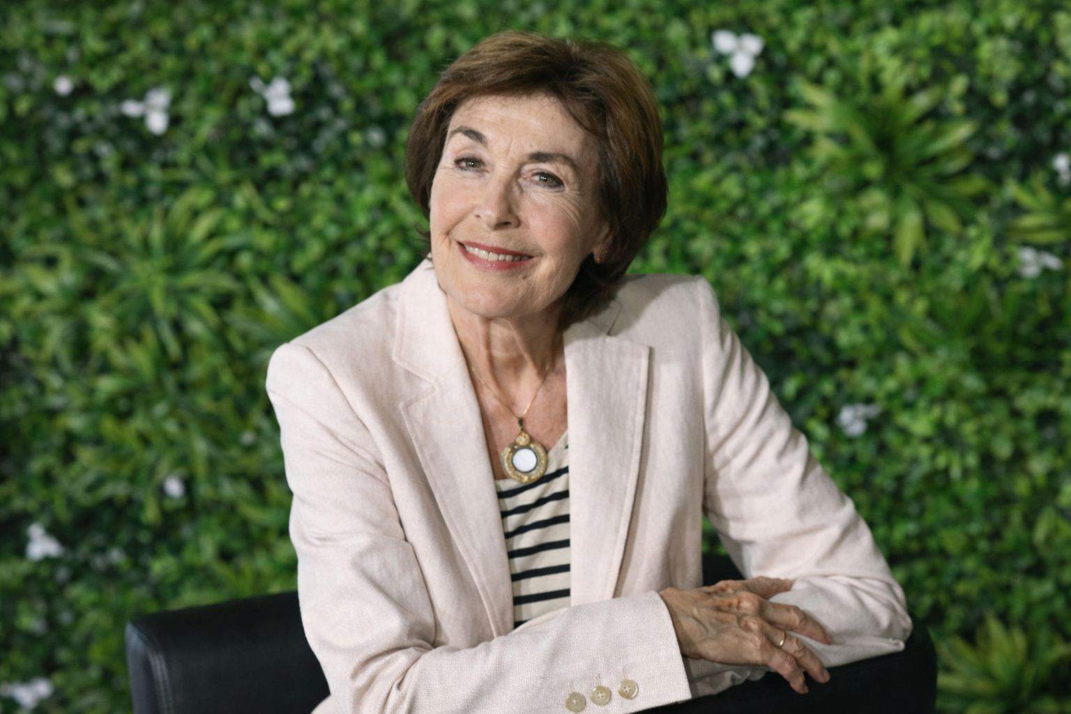 trauriger abschied von thekla carola wied